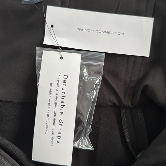 French Connection Whisper Sweetheart Romper Black NWT - Picture 11 of 11